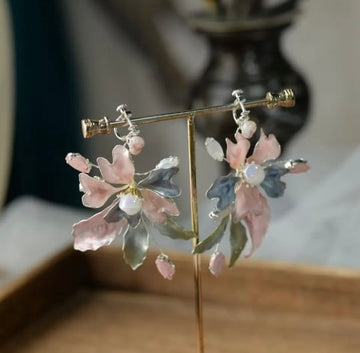 Fiona Earrings
