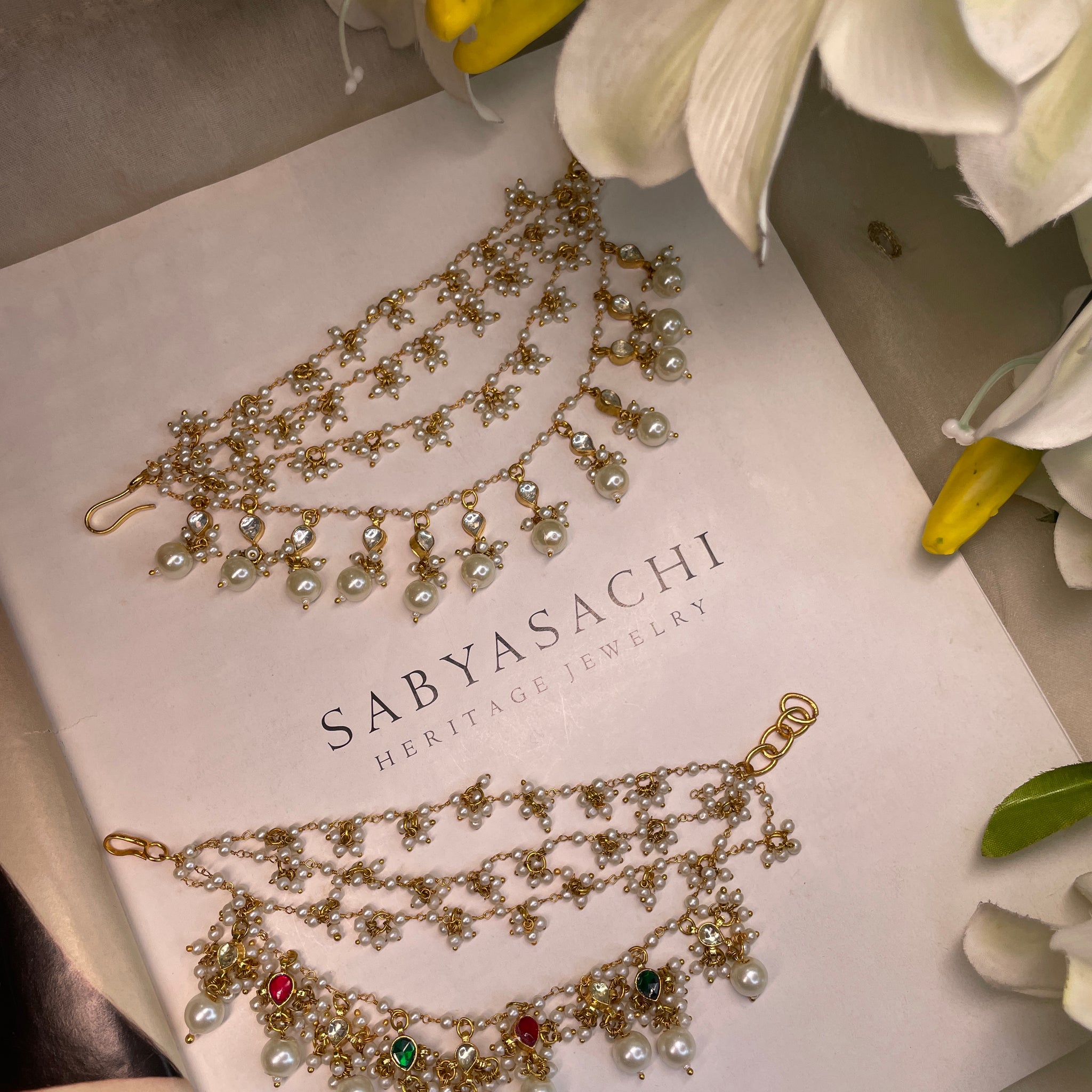 Pachi Kundan Earchain