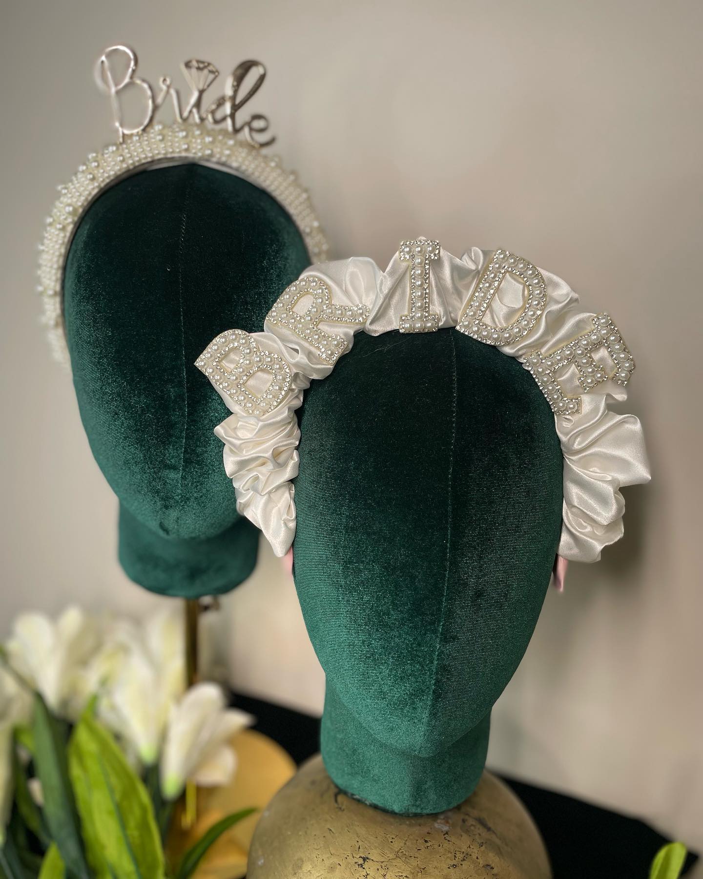 Bride pearl headband