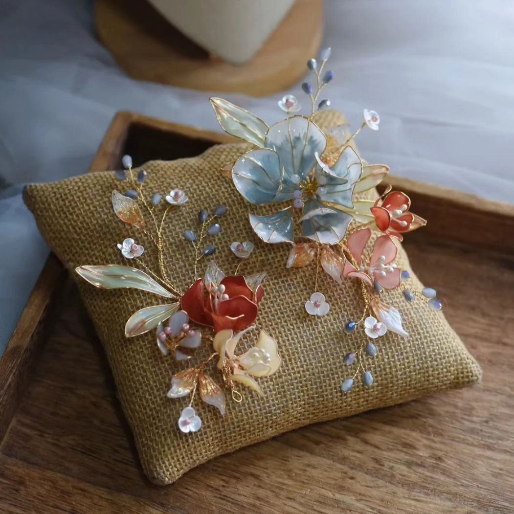 Viola Hair Accessory